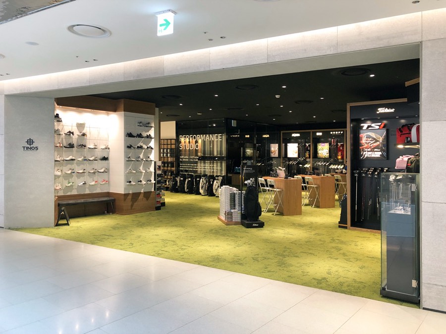 TINO5 HD Yeouido store interior